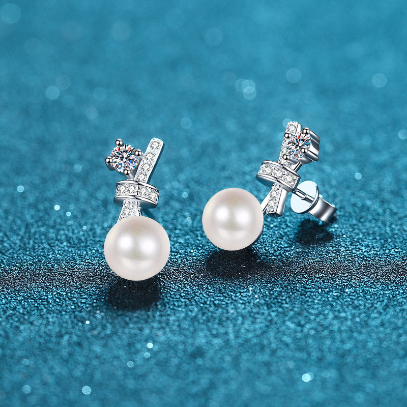 Freshwater Cultured Pearl Stud Earrings With Moissanite