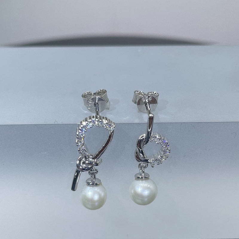 Freshwater Cultured Pearl Stud Earrings