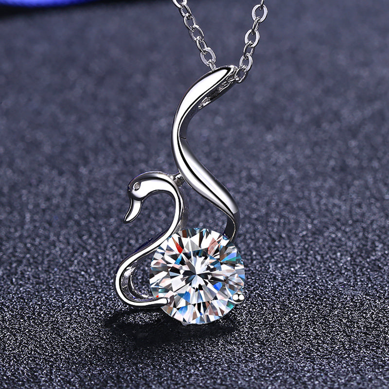 White Gold Moissanite Pendant Necklace Jewelry