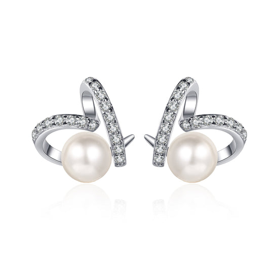 Freshwater Cultured Pearl Stud Earrings With Moissanite